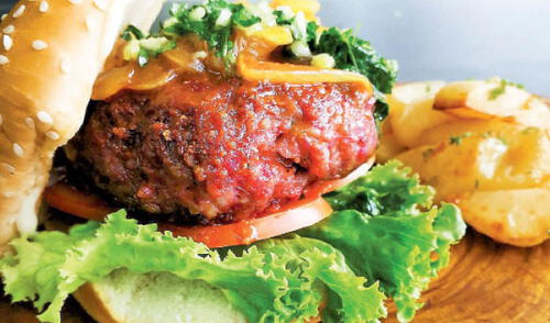 Bife de chorizo con salsa criolla elpopular.pe