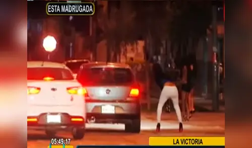 Trabajadoras sexuales ejercen la prostitución en calles de Lima elpopular.pe