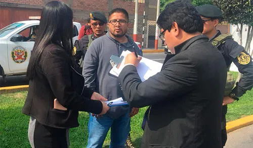 Vehículo acabó con varios impactos de bala elpopular.pe