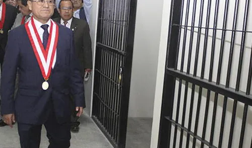 Es sacado de una comisaría española para ser llevado a corte española elpopular.pe