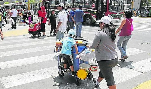 La mujer y el menor fueron auxiliados inmediatamente elpopular.pe