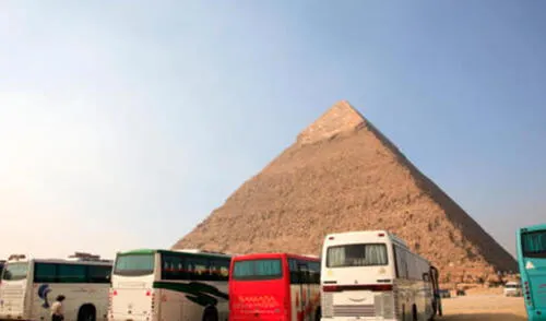 Al menos 10 heridos que fuero llevadas a un hospital de Egipto elpopular.pe