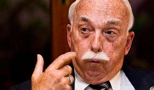 Carlos Tubino corrige falta ortográfica de Daniel Salaverry, pero recibe duras críticas elpopular.pe