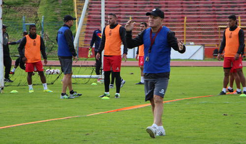 Ramacciotti trabaja fuerte para que el equipo salga de la zona de descenso elpopular.pe