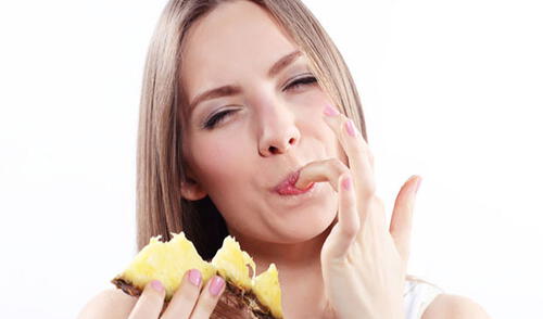 El agua de piña funciona como un buen desintoxicante natural elpopular.pe