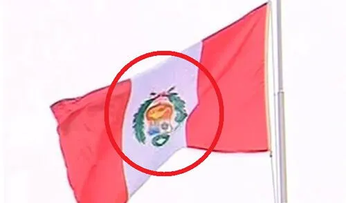 Se confunden al colocar bandera en sede del Poder Judicial elpopular.pe