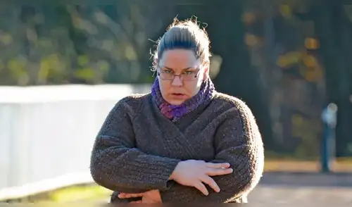 Mujer de Inglaterra pide someterse a detector de mentiras para salir de la cárcel elpopular.pe