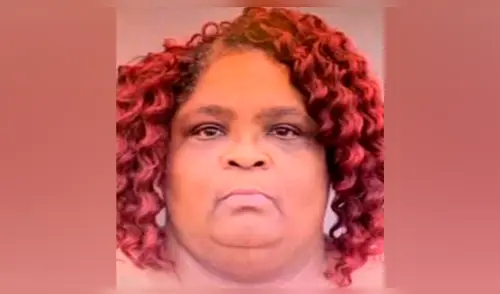 Rostro de la profesora Tedria Fluellen al ser detenida en Texas elpopular.pe