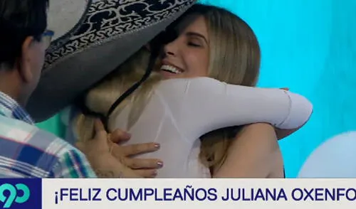 La periodista celebró su cumpleaños en pleno programa en vivo elpopular.pe