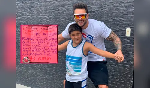 ¡No pudo dejar de mostrar su cariño en este día! elpopular.pe