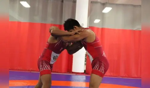 Auccapiña es uno de los luchadores que marca su regreso al Perú. elpopular.pe