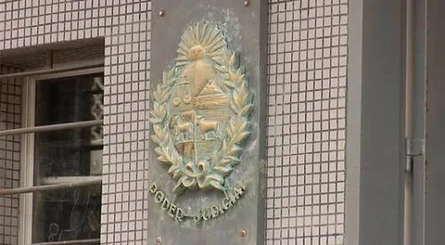 La Justicia Letrada de 3er Turno de Ciudad de la Costa imputó dos delitos de abuso sexual al sujeto. elpopular.pe