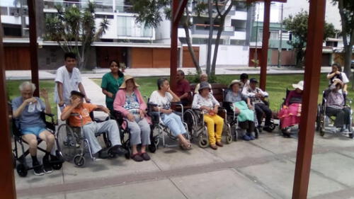 Ancianos contagiaron de coronavirus en una casa de reposo elpopular.pe
