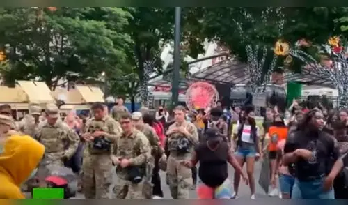 La Guardia Nacional y manifestantes juntos por George Floyd. elpopular.pe