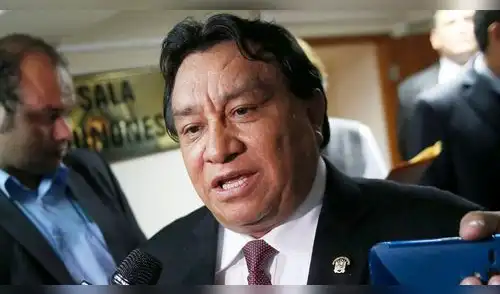 Evidencias corroboran que José Luna pagó coimas para inscribir a Podemos. elpopular.pe