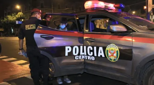 Sujetos amenazan a transeúntes con réplicas de armas de fuego elpopular.pe