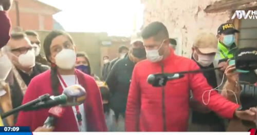 Verónika Mendoza alista desayuno presidencial en su casa de infancia. elpopular.pe