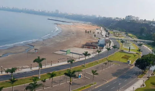 Un carril de la Costa Verde fue cerrada por desprendimiento de piedras en Chorrillos elpopular.pe