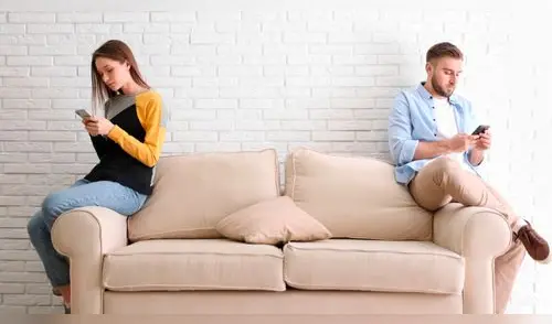 Entérate todo sobre las relaciones líquidas. elpopular.pe