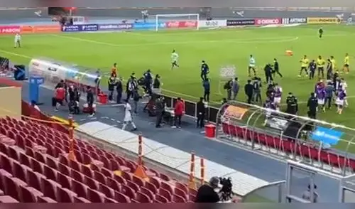 Gianluca Lapadula, delantero de la selección peruana, fue noticia en las redes sociales. elpopular.pe