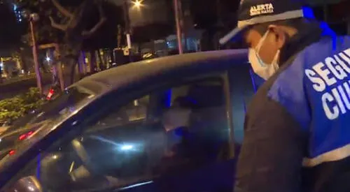 Conductor se queda dormido y tras varios intentos de Serenazgo por despertarlo, logró reaccionar. elpopular.pe