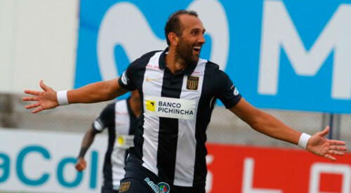 Hernán Barcos considera que Oslimg Mora es un jugador de selección, pero igual le pidió disculpas a Corzo. elpopular.pe