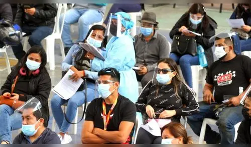 Esta vacunafest durará igual 36 horas interrumpidas. elpopular.pe