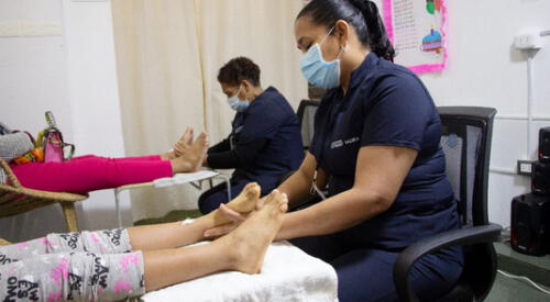 La reflexología es muy requerida por muchos ciudadanos para aliviar sus males. elpopular.pe