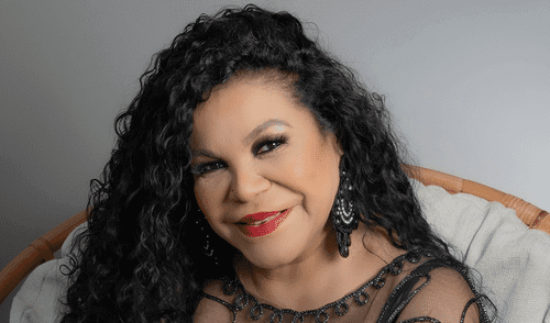 Una grande sigue deleitando con su música. elpopular.pe