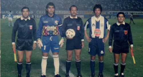 Fue un árbitro que tuvo vigencia hasta el 2003, pero su historia destaca porque era policía. elpopular.pe