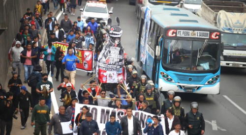 El gremio de transporte público convocó para hoy, martes 10 de diciembre, a un paro nacional en diversos puntos del país. elpopular.pe