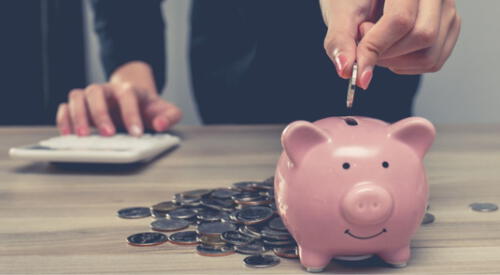 Ahorrar dinero puede parecer un desafío, pero muchas veces el problema no es la falta de ingresos. elpopular.pe