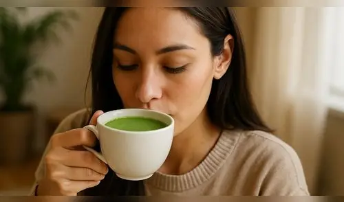 ¿Sabías que el matcha puede ayudarte a quemar grasa y fortalecer tu sistema inmune? Te contamos cómo y por qué. elpopular.pe