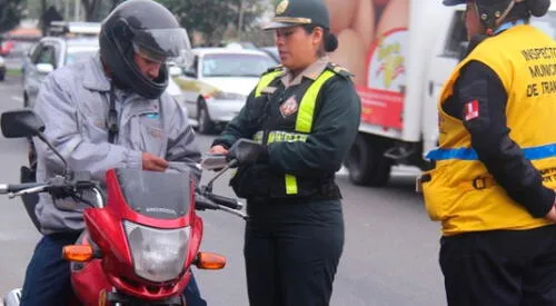 Los motociclistas que no cumplan con la norma podrán ser sancionados. elpopular.pe