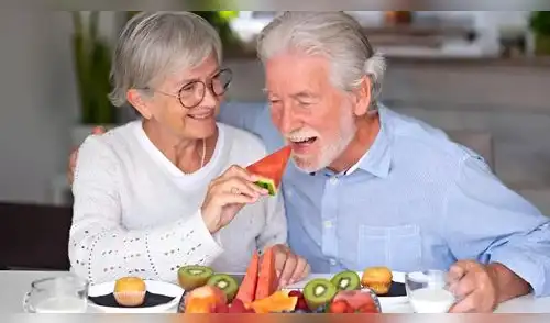 Descubre las mejores frutas para consumir a partir de los 40 años elpopular.pe