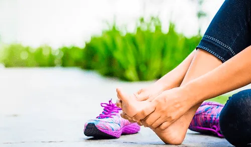 Cómo fortalecer los músculos de tus pies puede mejorar cómo mueves todo tu cuerpo elpopular.pe