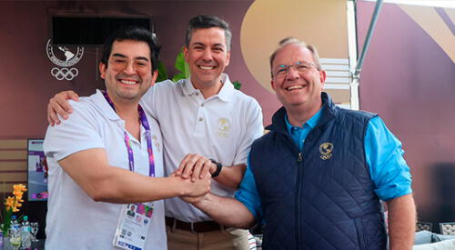Santiago Peña sostuvo encuentro con presidente del Comité Olímpico Peruano en ASU2025 elpopular.pe