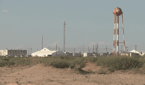 EE. UU. inaugura Camp East Montana carpas precarias y calor extremo para migrantes detenidos. elpopular.pe