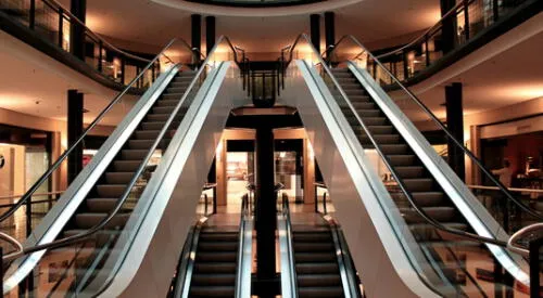 Shopping Angamos, el nuevo centro comercial de Cencosud en Miraflores, contará con una inversión de más de 33 millones de dólares y se construirá en las avenidas Petit Thouars y Angamos. elpopular.pe