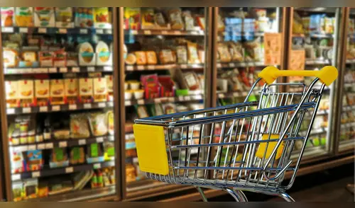 Más de 60 cierres golpean al país supermercado histórico se despide tras décadas de historia. elpopular.pe