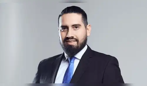 Juan Felipe Ramírez revela la importancia de la confiabilidad industrial a través de experiencias prácticas, destacando la necesidad de escuchar a las máquinas para evitar fallas. elpopular.pe