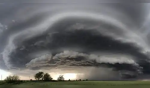 Conoce las regiones que se verán afectadas con la llegada de un peligroso fenómeno meteorlógico. elpopular.pe