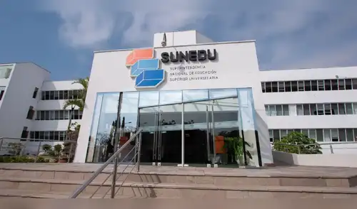 Sunedu ordena el cierre de 5 universidades tras incumplimiento. elpopular.pe