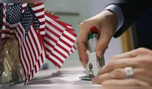 Cambio histórico en USCIS esta será la única forma válida de pago para cualquier trámite migratorio. elpopular.pe