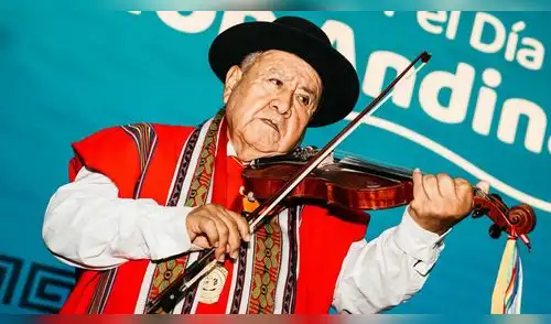 Andrés “Chimango” Lares recibe reconocimiento elpopular.pe