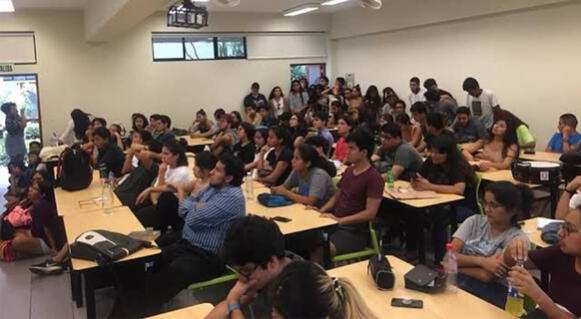 Solo el 7 % de jóvenes en pobreza extrema acceden a estudios superiores