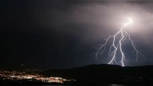 Senamhi advierte DECIMOSEGUNDO FRIAJE desde el 15 de octubre: lluvias, descargas eléctricas y vientos extremos en estas regiones del Perú