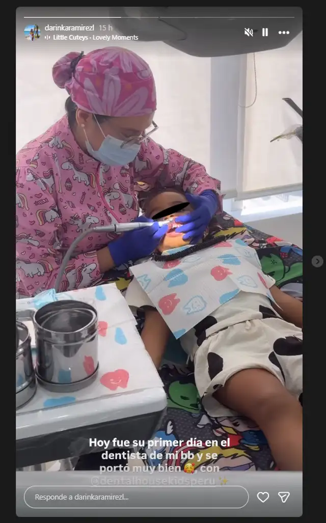 Darinka acompaña a su hija a la primera cita con el dentista. Foto: Instagram.   