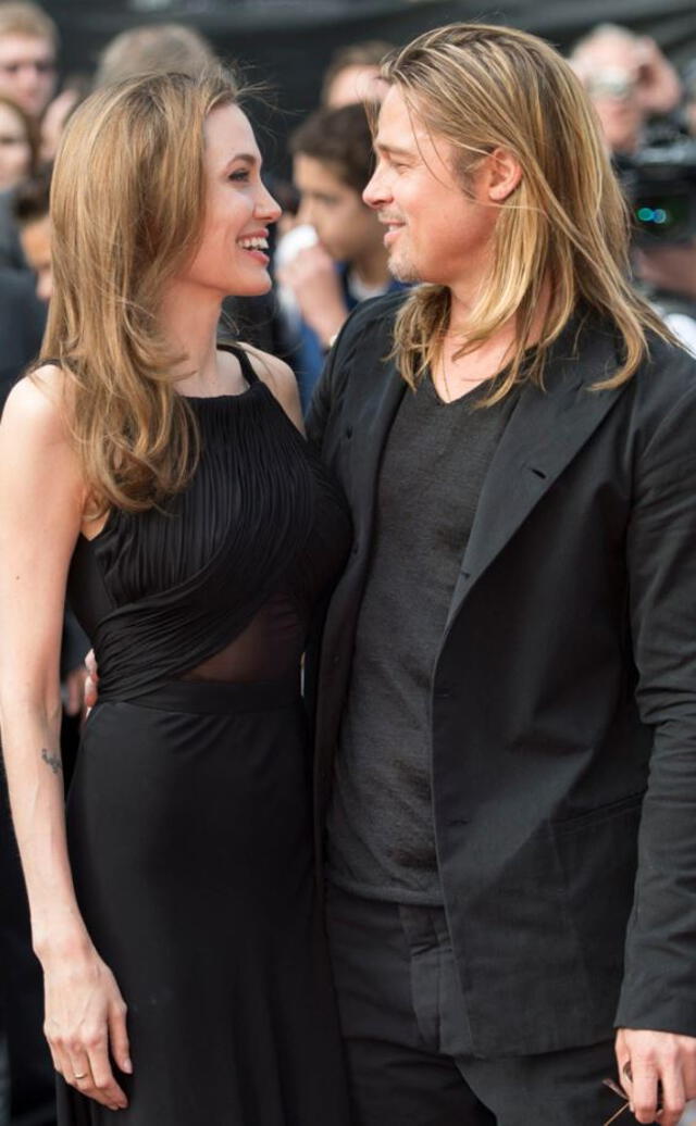  Angelina Jolie y Brad Pitt juntos.    