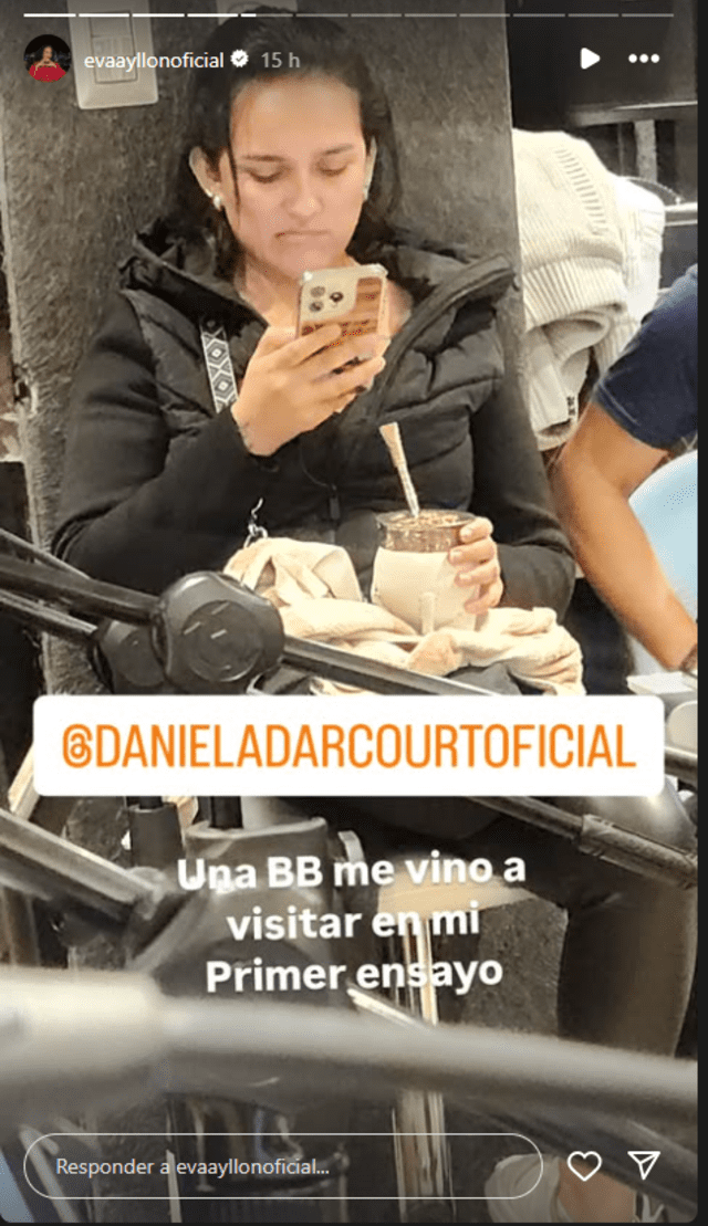 Eva Ayllón grita su amor por Daniela Darcourt tras 'pedida de mano' Eva Ayllón grita su amor por Daniela Darcourt tras 'pedida de mano'